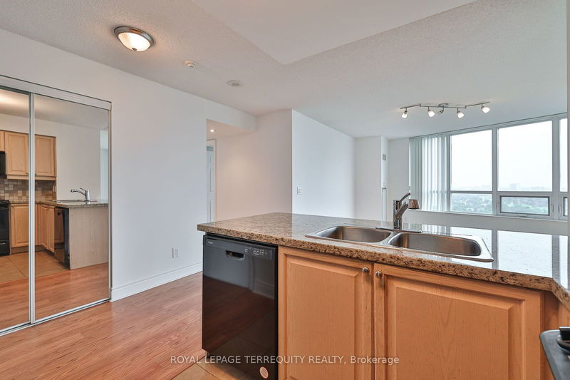  2119 - 25 Greenview Ave  Toronto, M2M 0A5 | Image 13