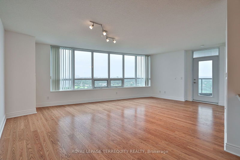  2119 - 25 Greenview Ave  Toronto, M2M 0A5 | Image 16