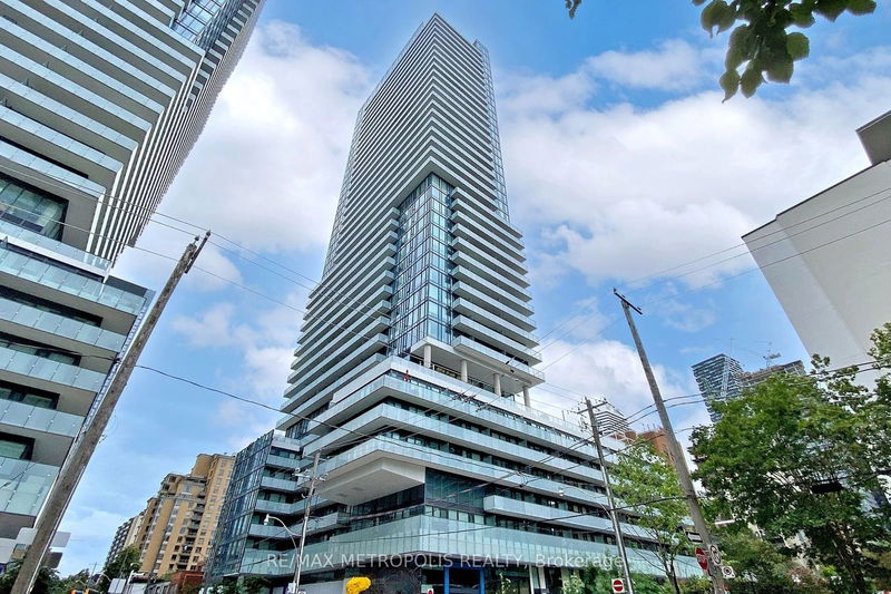  3710 - 161 Roehampton Ave  Toronto, M4P 0C8 | Image 2