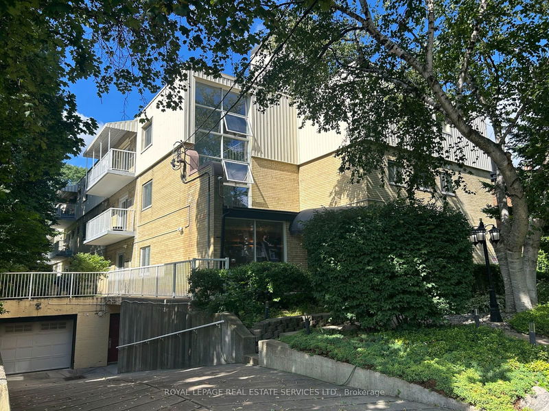 home for lease on 304-172 Sherwood Avenue