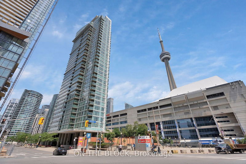  3803 - 81 Navy Wharf Crt  Toronto, M5V 3S2 | Image 1