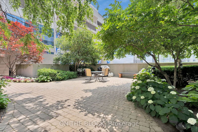  3803 - 81 Navy Wharf Crt  Toronto, M5V 3S2 | Image 29