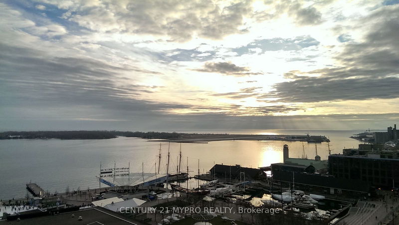 home for lease on 1610-218 Queens Quay W
