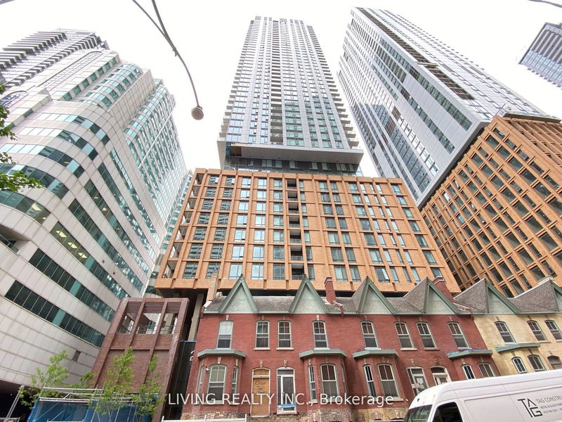 home for lease on 4803-8 Widmer Street