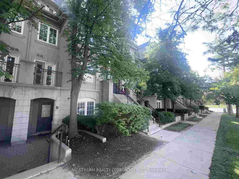 home for lease on A11-108 Finch Avenue W