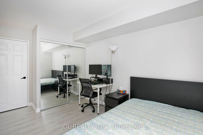  2209 - 35 EMPRESS Ave  Toronto, M2N 6T3 | Image 14