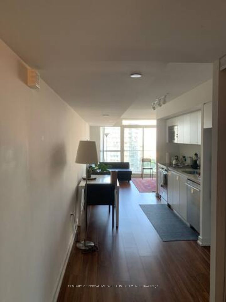 home for lease on 2702-85 Queens Wharf Road