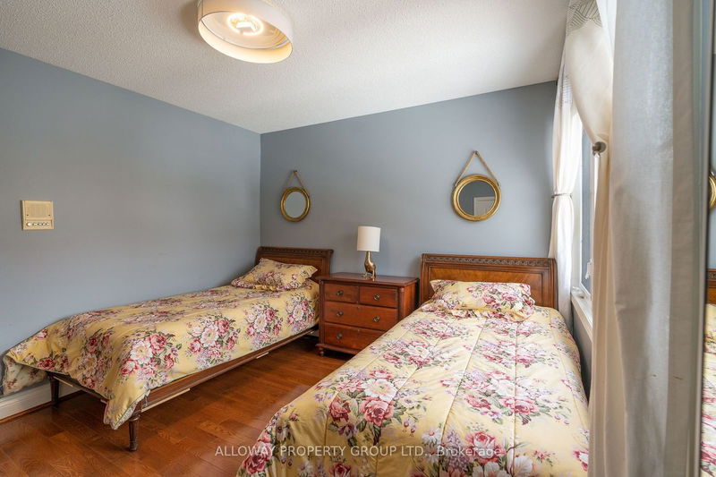 189 Banbury Rd  Toronto, M3B 3C6 | Image 20