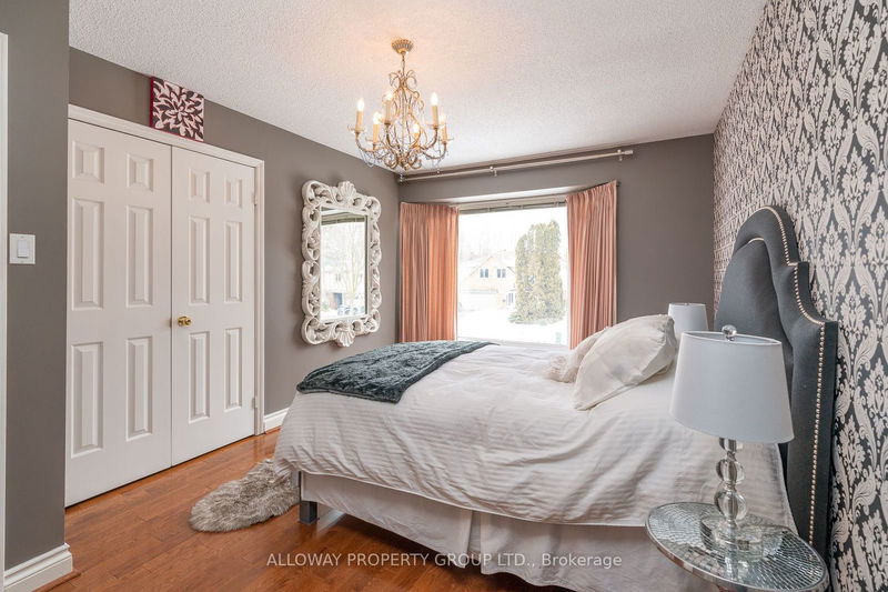 189 Banbury Rd  Toronto, M3B 3C6 | Image 22