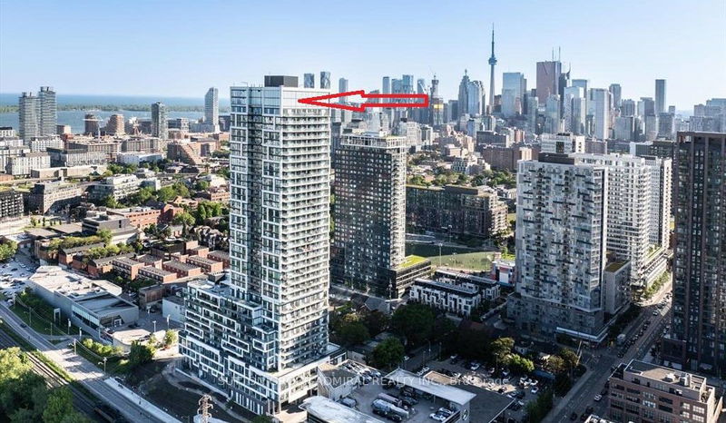 home for lease on 1121-5 Defries Street