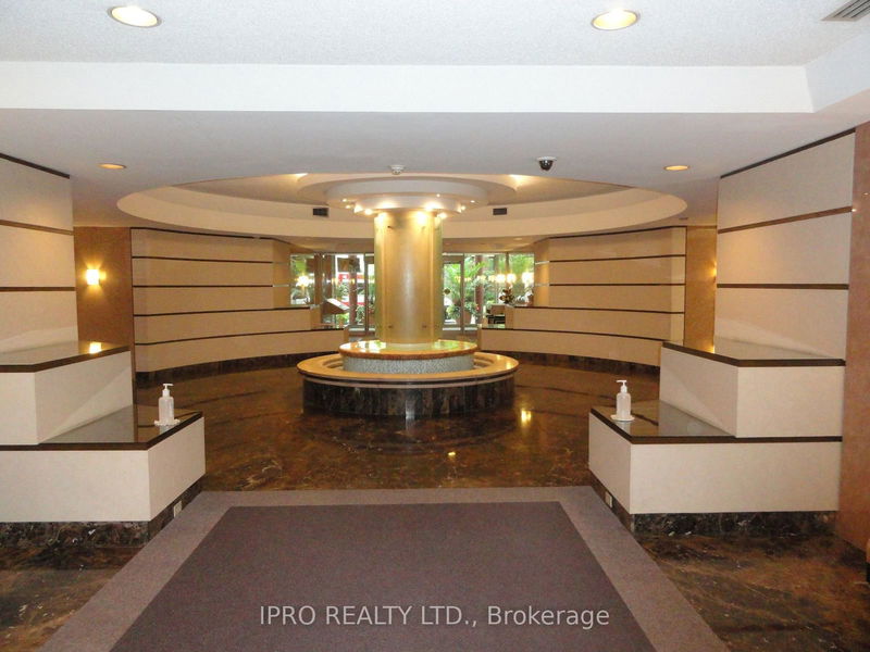 home for lease on #406-95 Prince Arthur Avenue