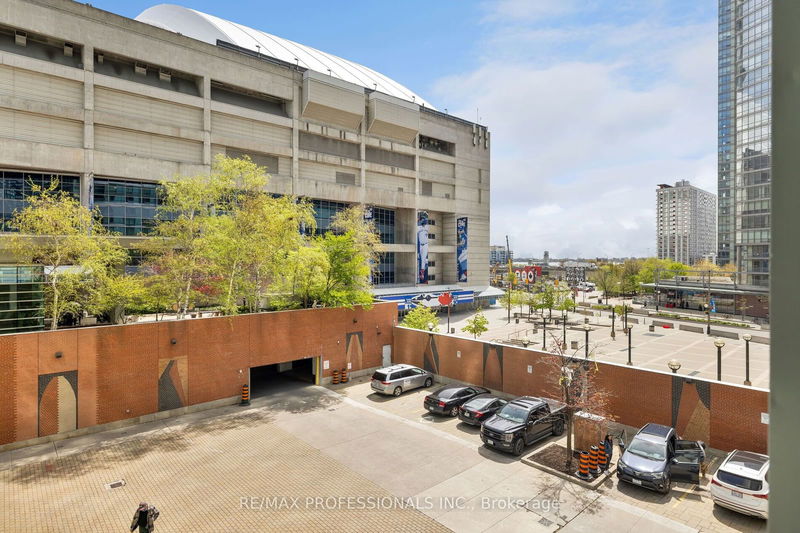  302 - 81 Navy Wharf Crt  Toronto, M5V 3S2 | Image 33