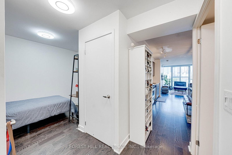 Room1
