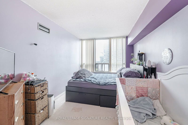  1002 - 7 Bishop Ave  Toronto, M2M 4J4 | Image 21