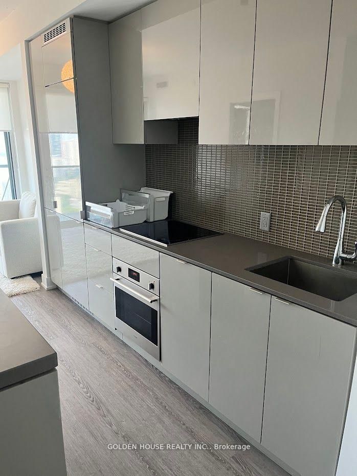 7 Grenville Street, Unit 3006 - Photo 4