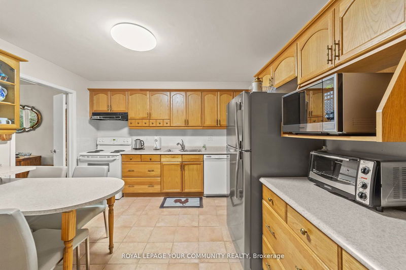 26 Crimson Millway   Toronto, M2L 1T6 | Image 11