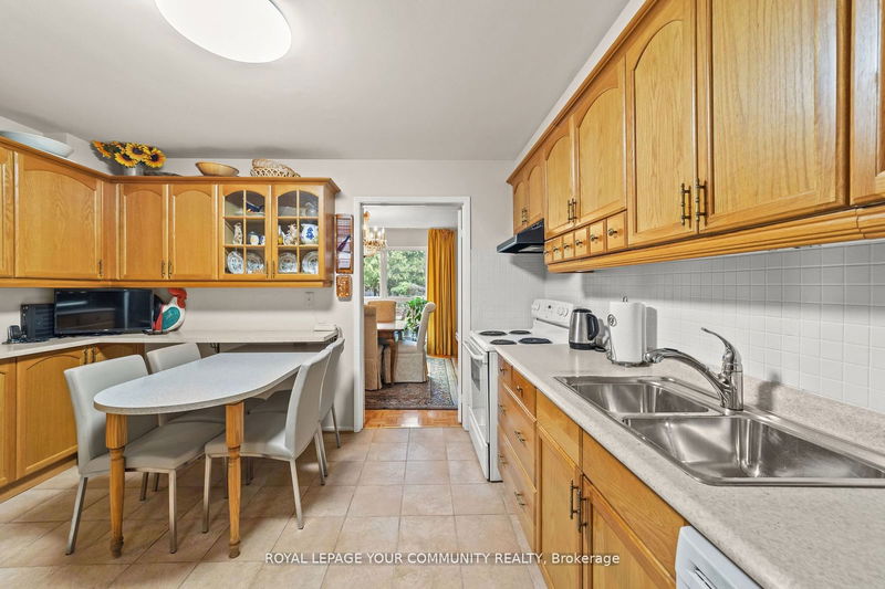 26 Crimson Millway   Toronto, M2L 1T6 | Image 15