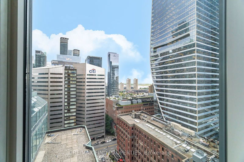  2303 - 33 University Ave  Toronto, M5J 2S7 | Image 35