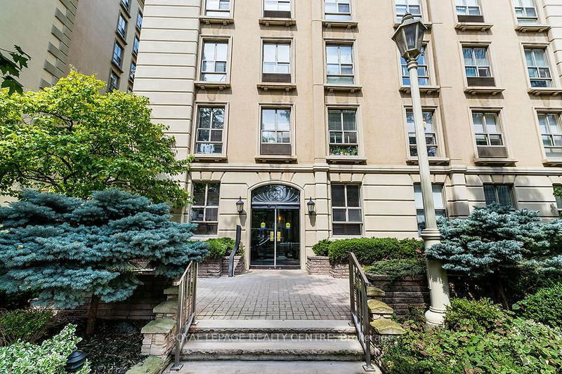 home for sale on 204-88 Charles Street E