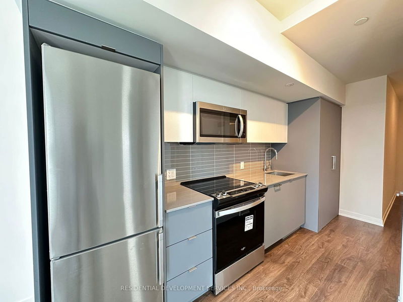 home for lease on 1210-500 Wilson Avenue