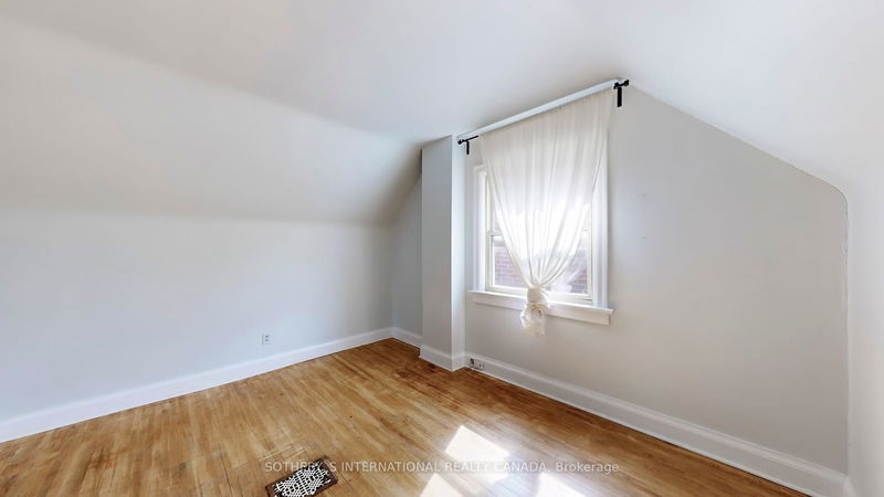 149 Avondale Ave  Toronto, M2N 2V4 | Image 24