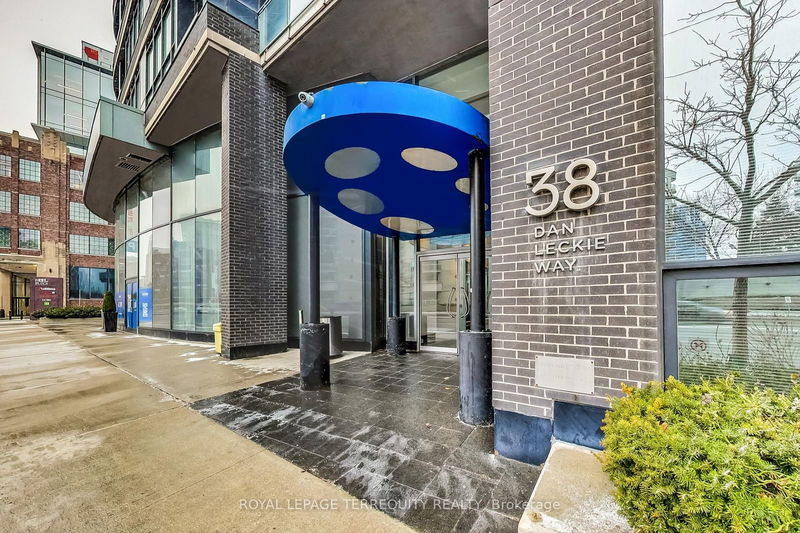  322 - 38 Dan Leckie Way  Toronto, M5V 2V6 | Image 3