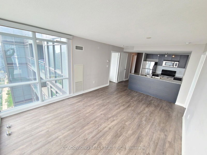 home for lease on 3510-15 Fort York Boulevard