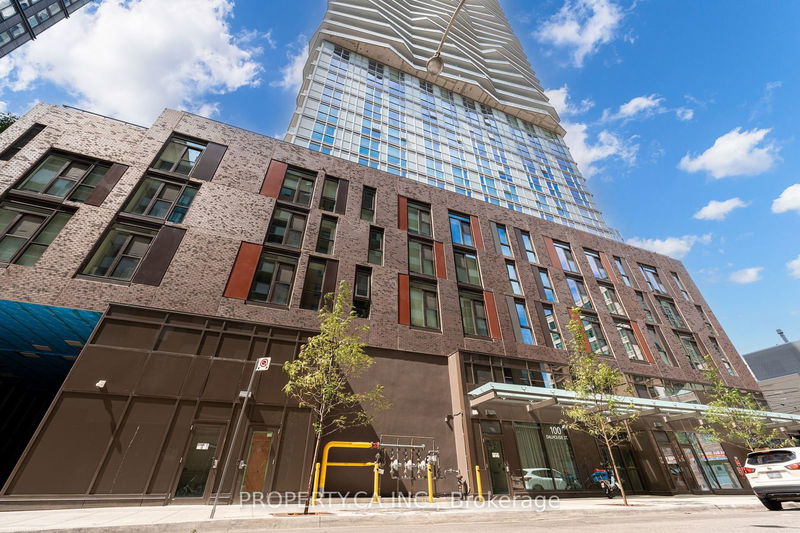 home for lease on 2112-100 Dalhousie Street
