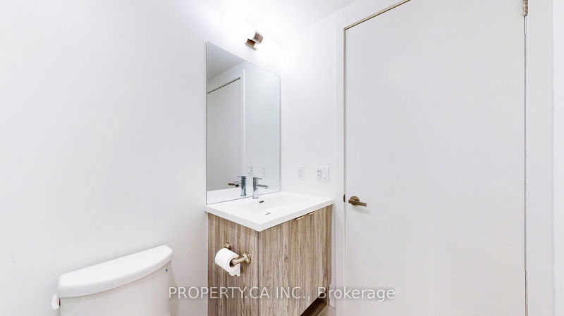  6105 - 138 Downes St  Toronto, M5E 0E4 | Image 5