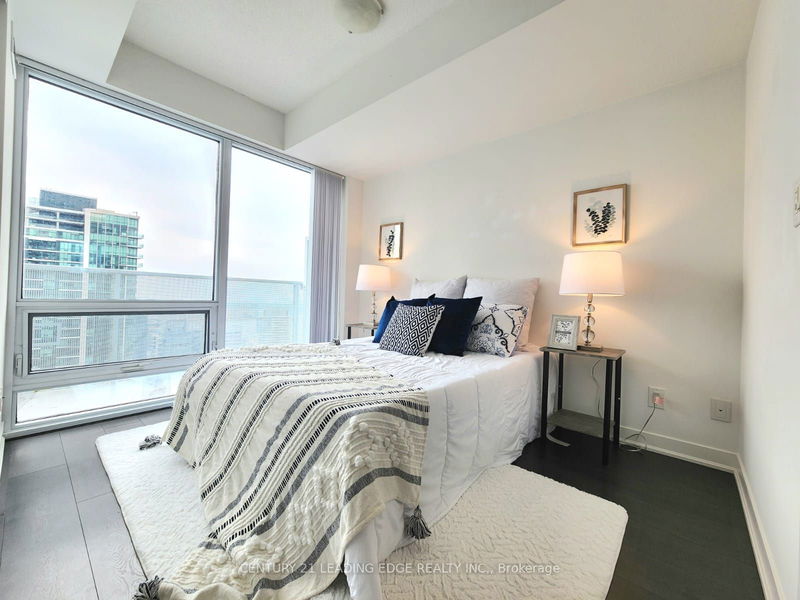  4504 - 88 Harbour St  Toronto, M5J 1B7 | Image 24