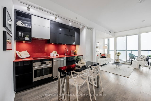2803 - 125 Peter Street