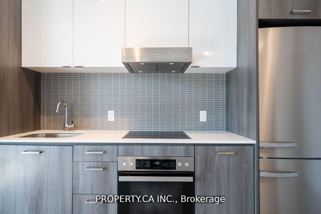 201 - 11 Lillian Street