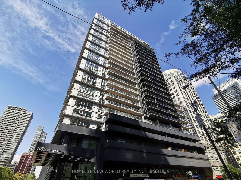 home for lease on 905-352 Front Street W