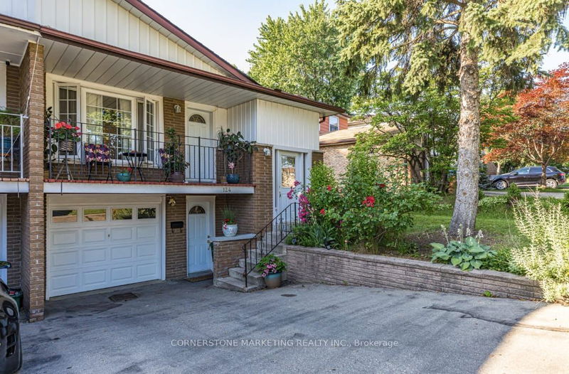 home for lease on BSMT-124 Van Horne Avenue
