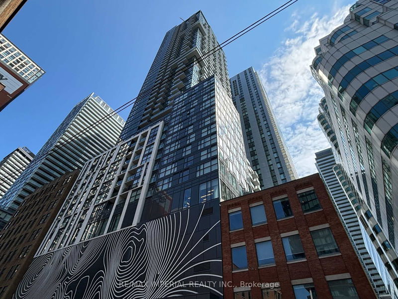 home for sale on 3113-87 Peter Street