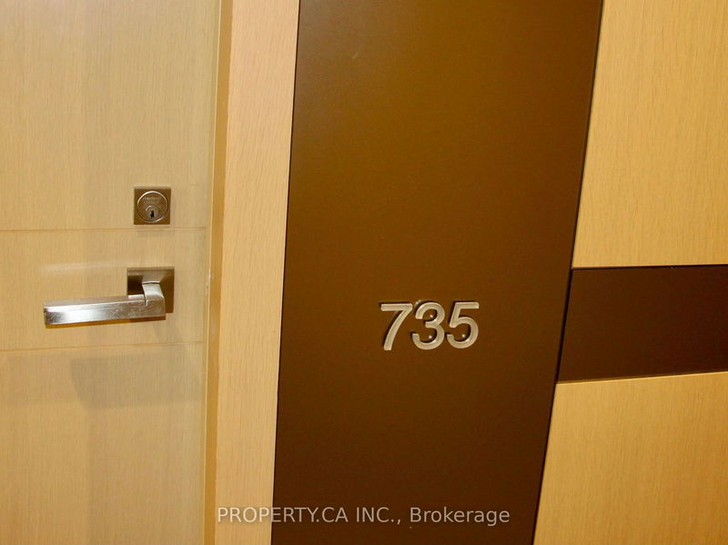 home for lease on 735-39 Queens Quay  E