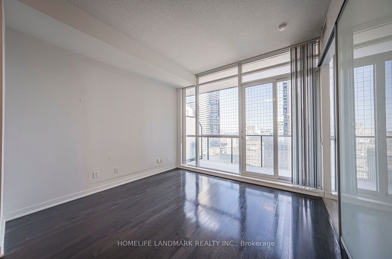  1703 - 770 Bay St  Toronto, M5G 0A6 | Image 21