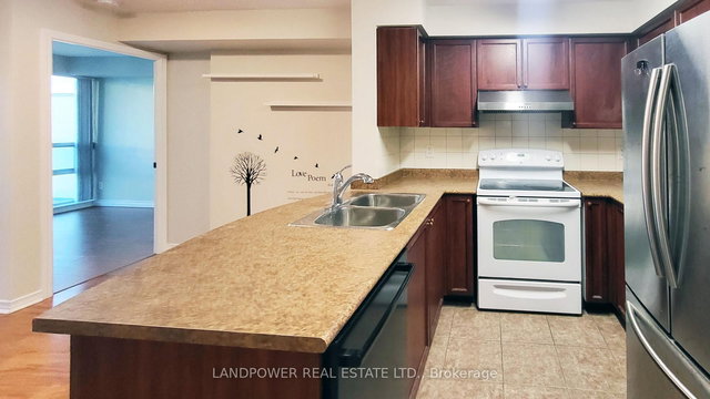 2403 - 5500 Yonge Street