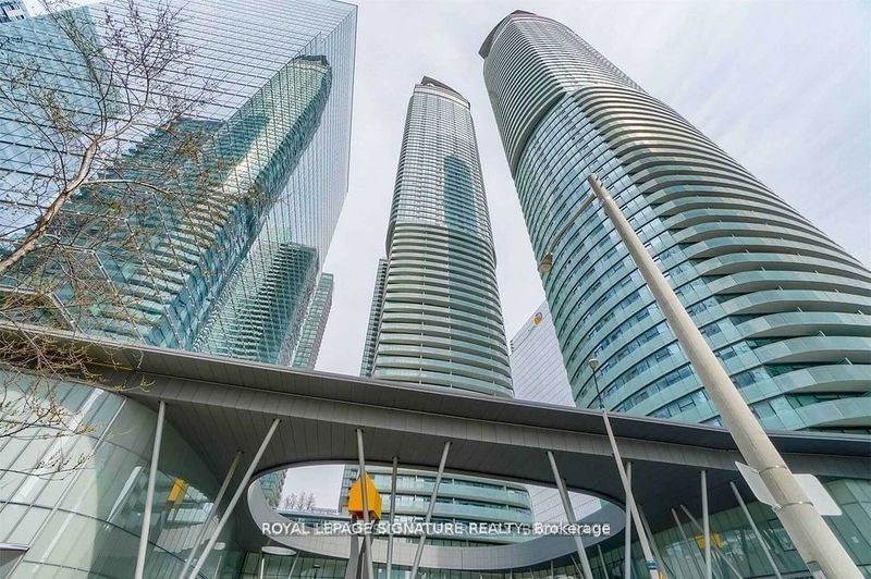 home for lease on 3802-12 York Street