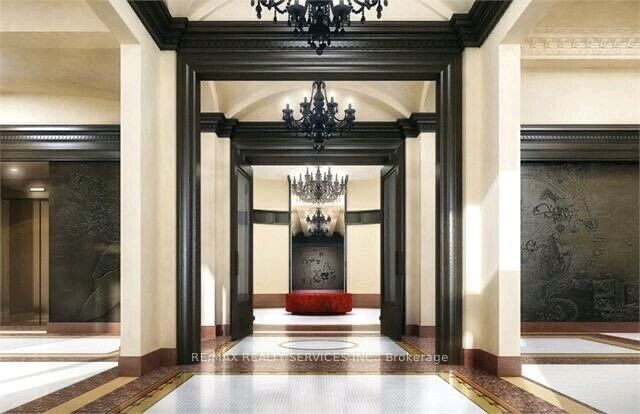 home for lease on 2704-197 YONGE Street