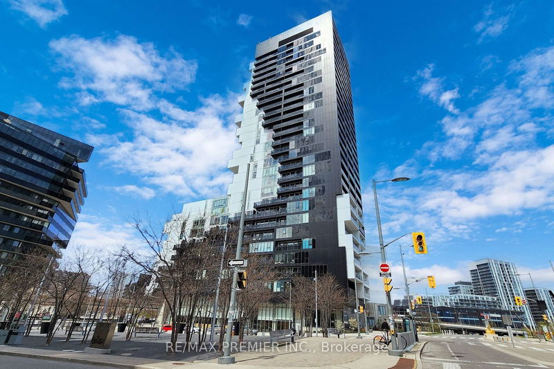 170 Bayview Ave #2405, Toronto, Ontario (MLS C9294440)