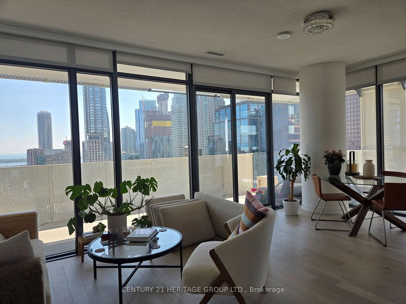 home for lease on 2905-25 Richmond Street E