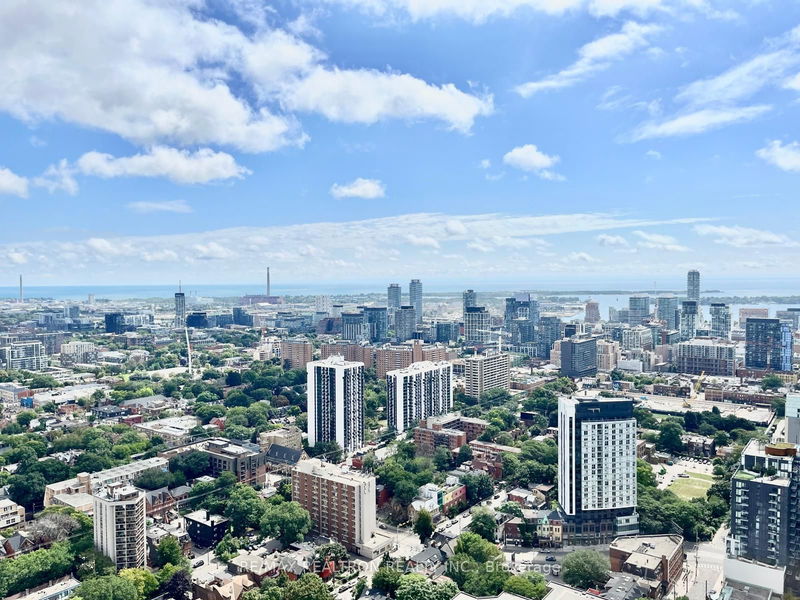home for lease on 4616-319 Jarvis Street