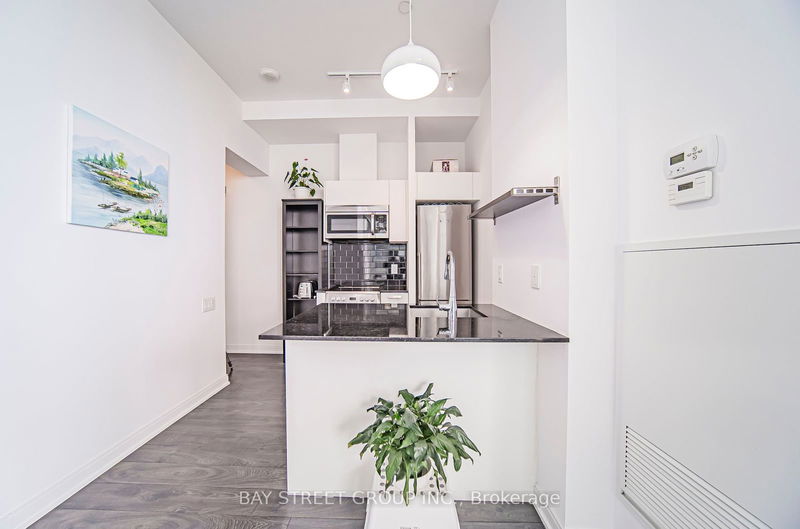  2908 - 42 Charles St E Toronto, M4Y 0B7 | Image 21