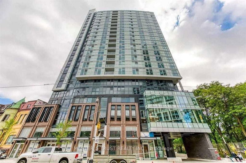 home for lease on 1511-219 Dundas Street E