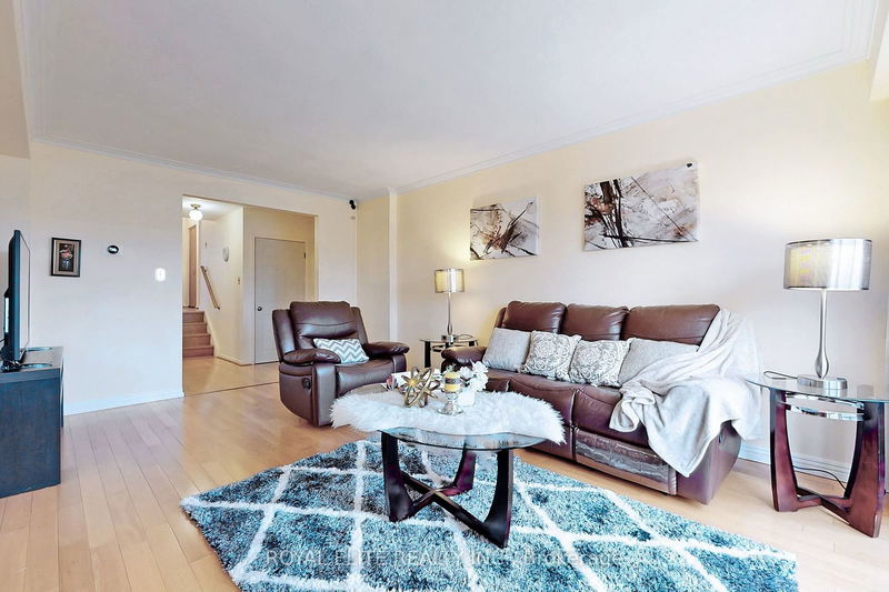 14 Beethoven Crt  Toronto, M2H 1W2 | Image 3