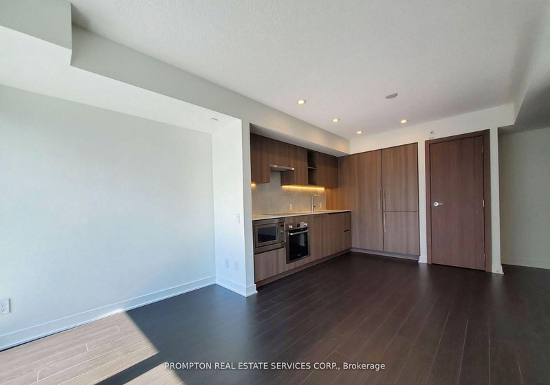 4016 - 19 Bathurst St, Toronto, M5V 0N1 | Image 3