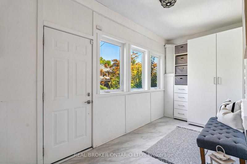 38 Kenwood Ave, Toronto, M6C 2R9 | Image 3
