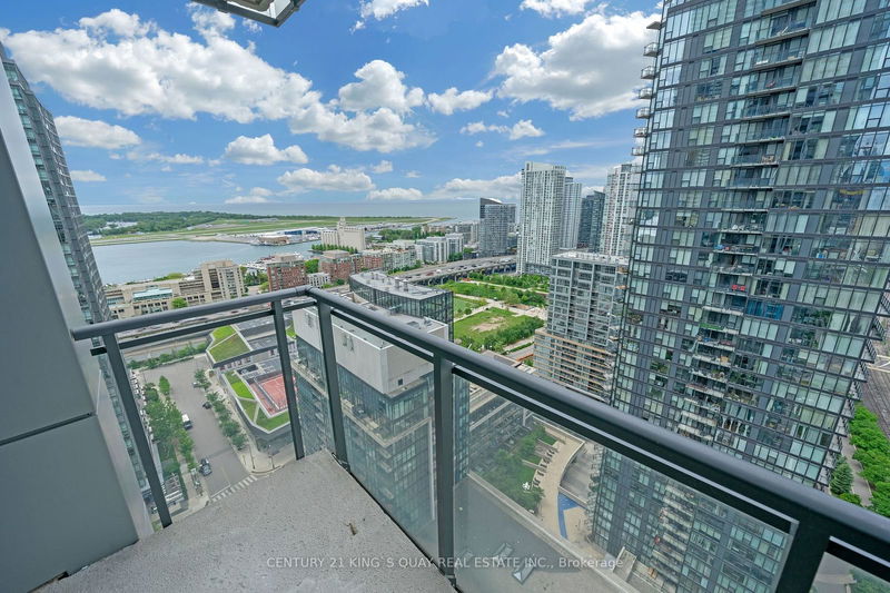  3510 - 25 Telegram Mews  Toronto, M5V 3Z1 | Image 30