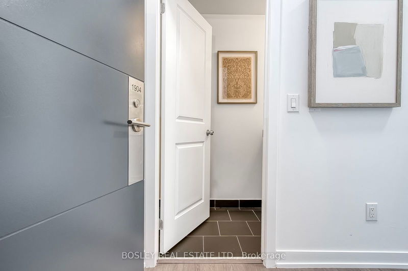  1904 - 105 George St  Toronto, M5A 0L4 | Image 5